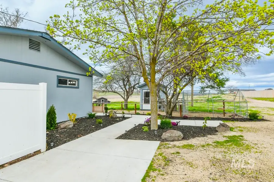 16758 Deer Flat Rd, Caldwell, ID 83607 - #2