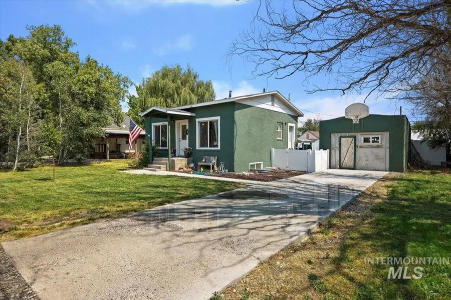 722 Nevada St, Gooding, ID 83330 - Image #3