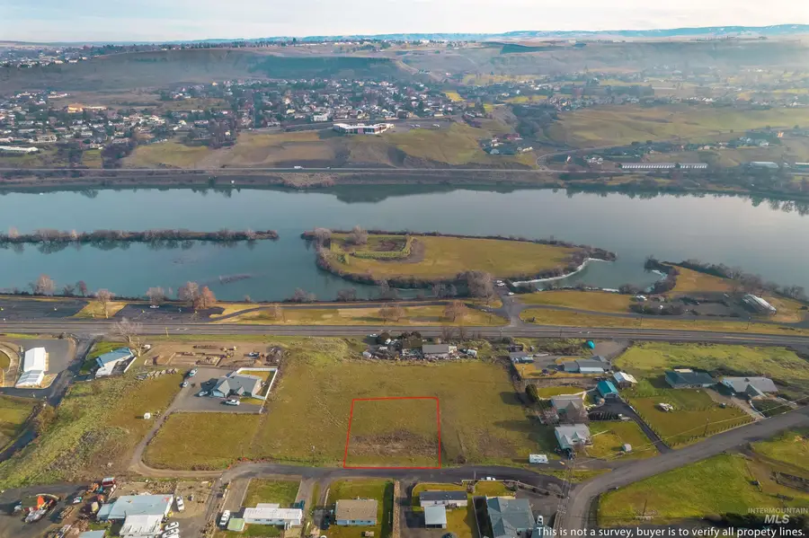 2455 Marina View Dr, Clarkston, WA 99403 - #2