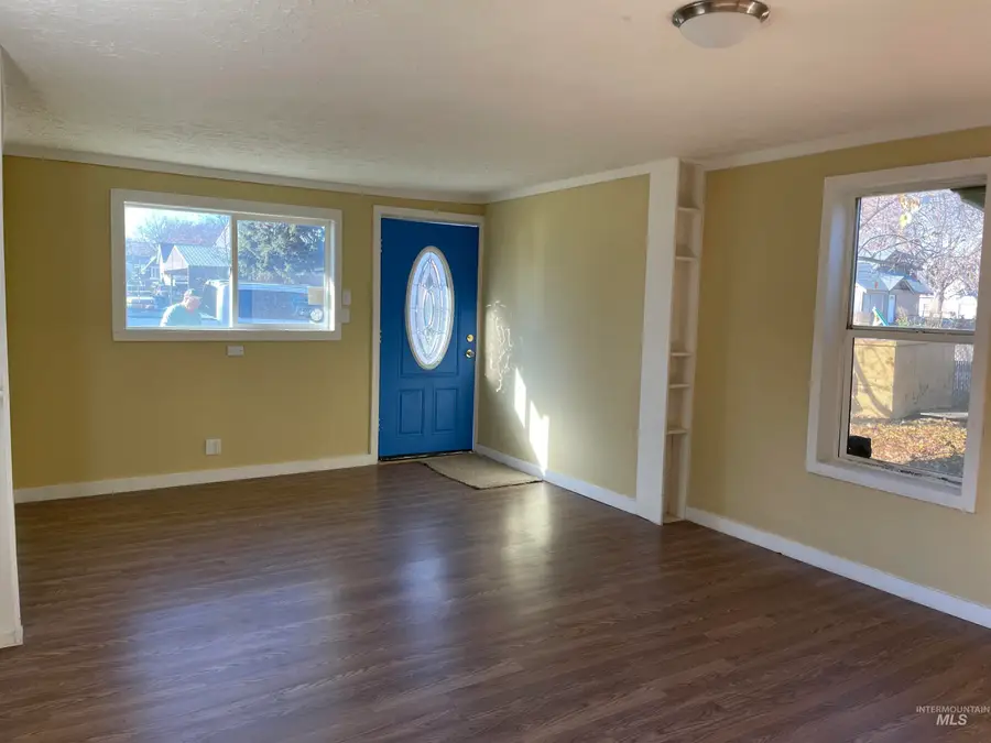 434 N 7th St, Payette, ID 83661 - Image #3