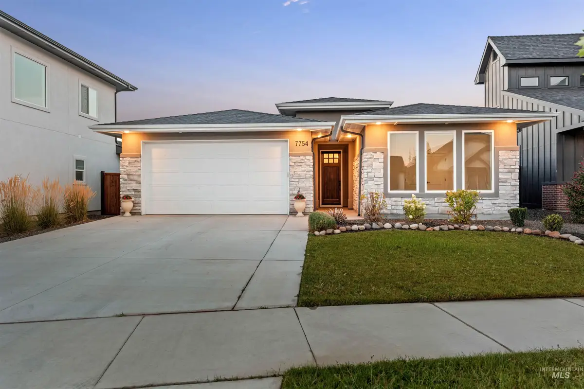 7754 W Meltwater Ln, Eagle, ID 83616 - Image #1