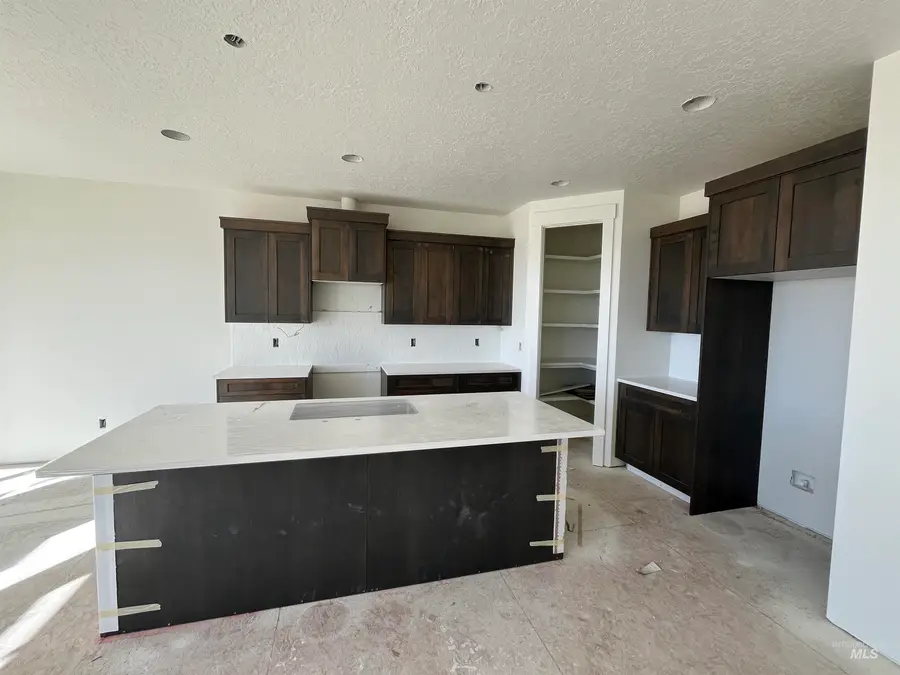 365 S Bumper Way, Boise, ID 83716 - Image #3