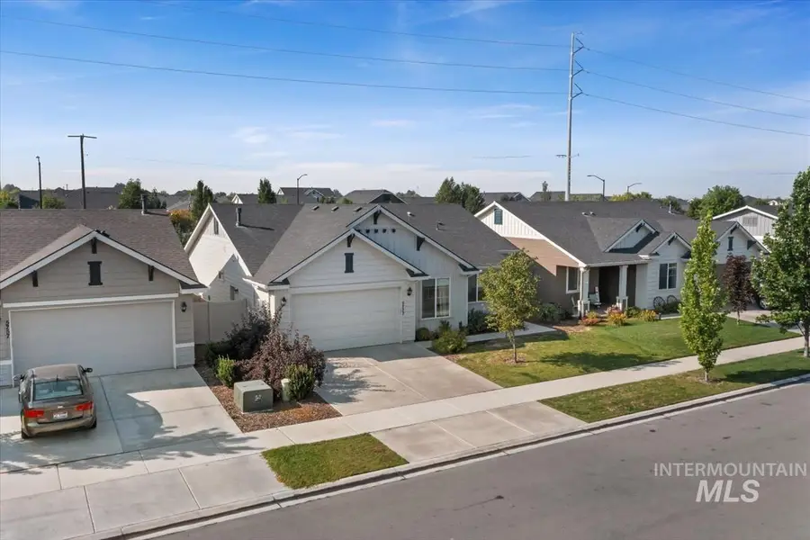 5773 W Riva Capri St, Meridian, ID 83646 - Image #2