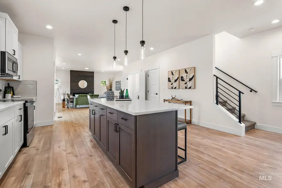 3819 N Jackie Ln, Boise, ID 83704 - Image #3