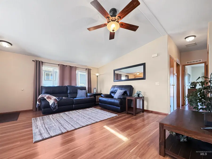 609 N Almon #4038 #4038, Moscow, ID 83843 - Image #3