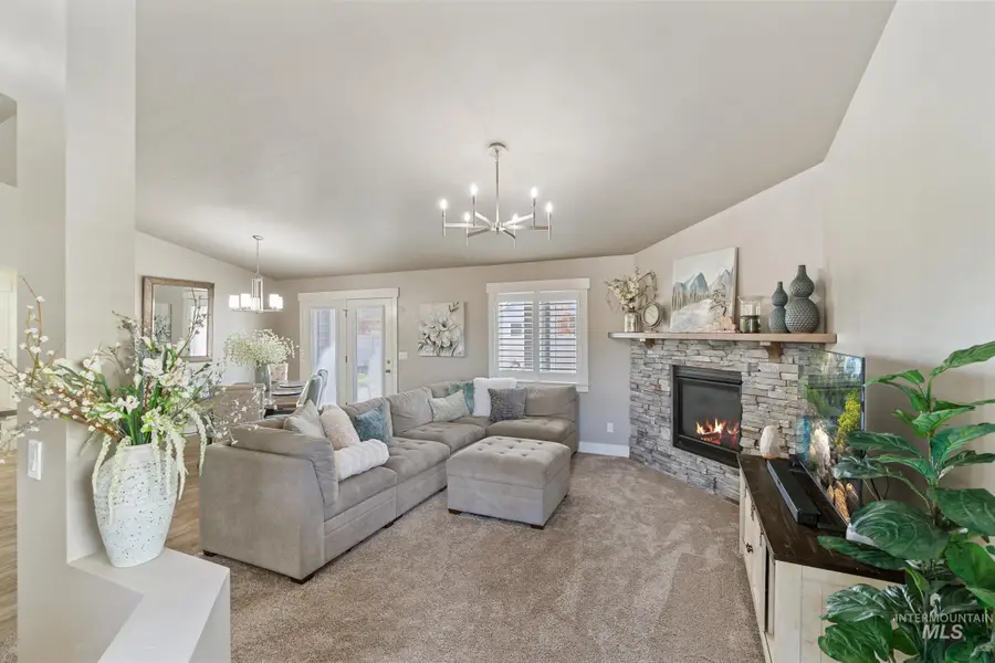 5899 W Cavendale Dr, Eagle, ID 83616 - Image #3