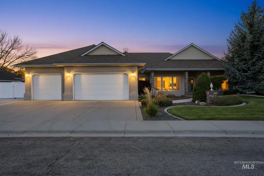 671 E Trinidad Dr, Meridian, ID 83642 - Image #2