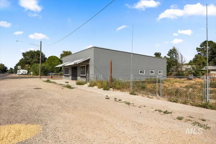 120 N Main St, Homedale, ID 83628 - Image #2
