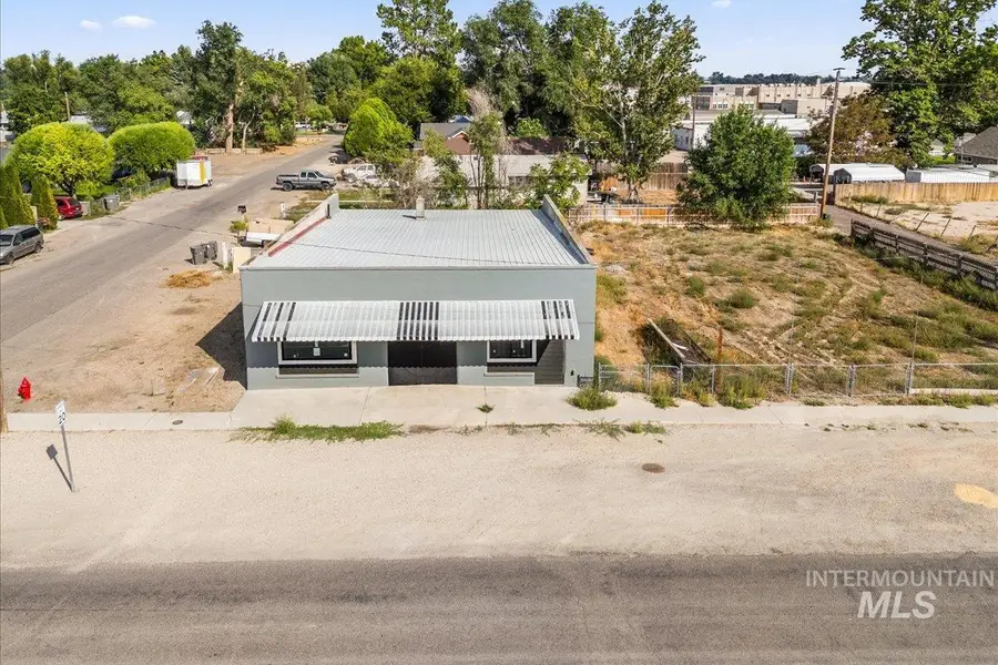 120 N Main St, Homedale, ID 83628 - Image #3