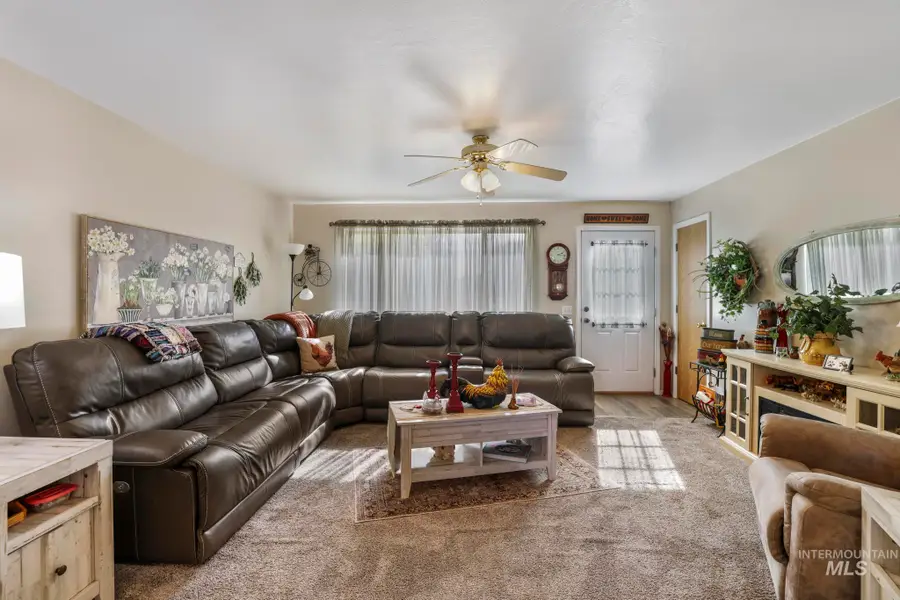 340 E Avenue D, Wendell, ID 83355 - Image #3