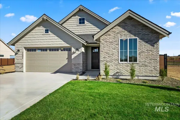 7094 N Canter Trail Ave, Meridian, ID 83646