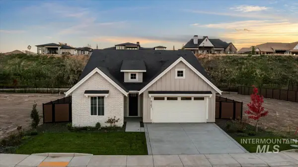 8183 W Show Horse Ct, Meridian, ID 83646