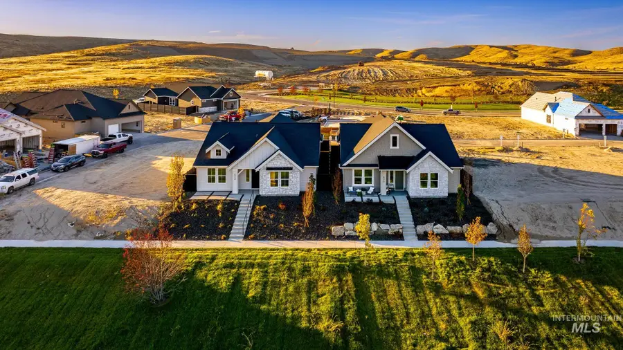 6354 N Barholm Ln, Eagle, ID 83616 - Image #2