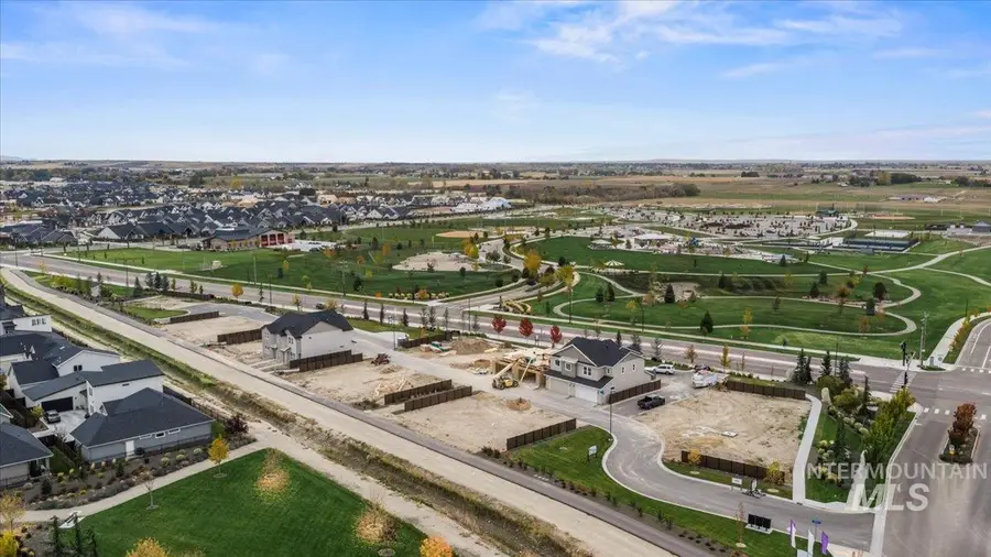 2097 E Deep Purple Ln, Meridian, ID 83642 - Image #3