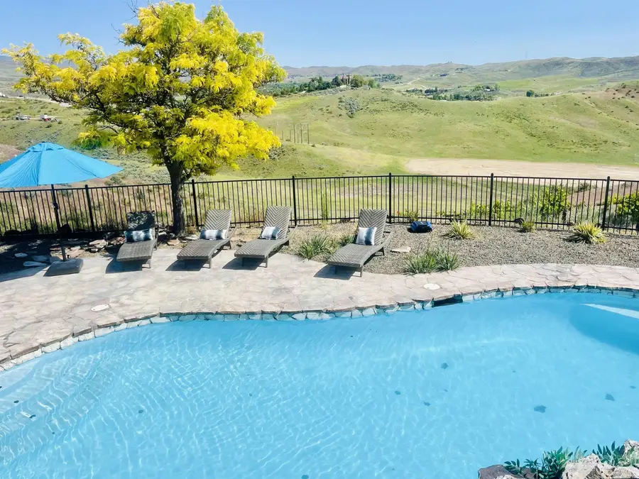 7756 N Basin Way, Boise, ID 83714 - Image #3