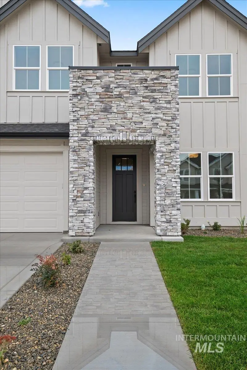 9440 S Egg Harbor Ave, Kuna, ID 83634 - Image #2