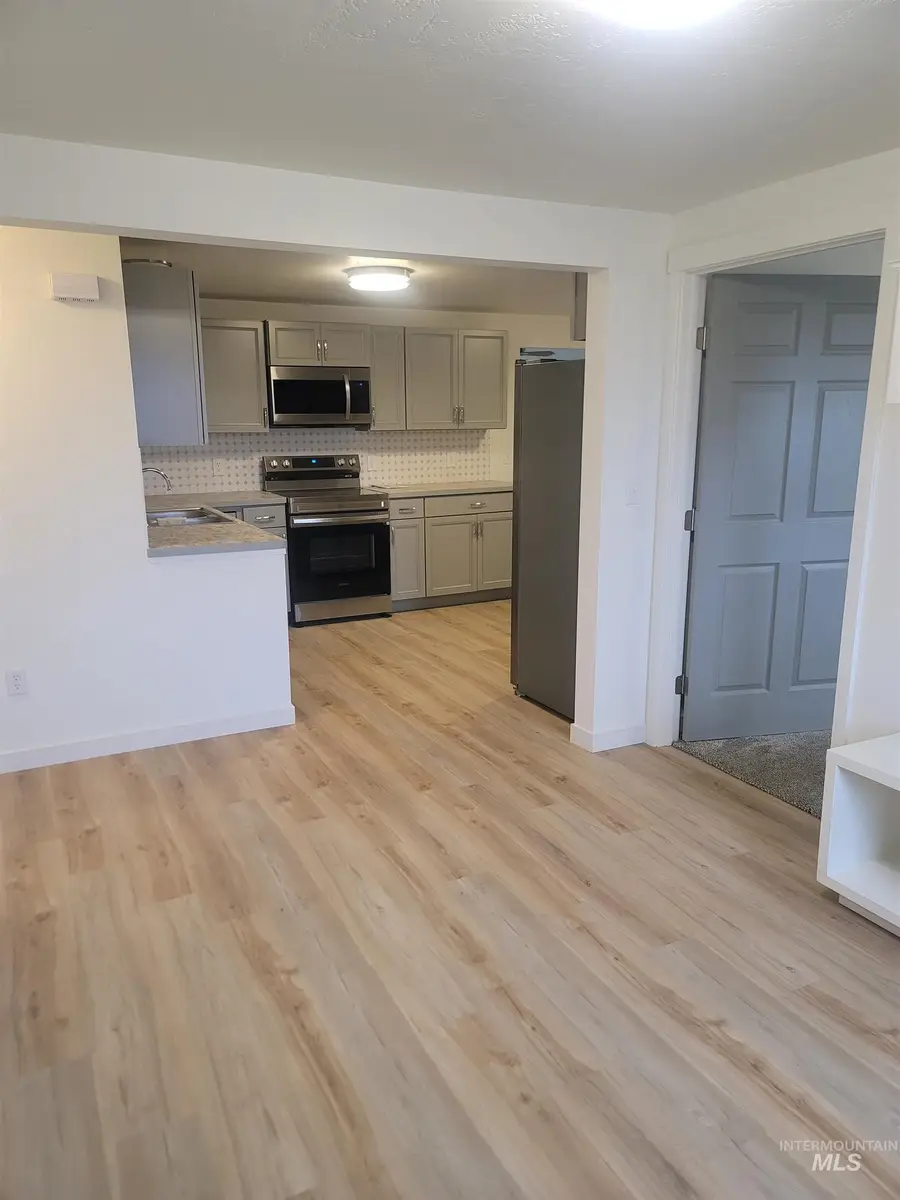 939 Craven Ave, Buhl, ID 83316 - #2