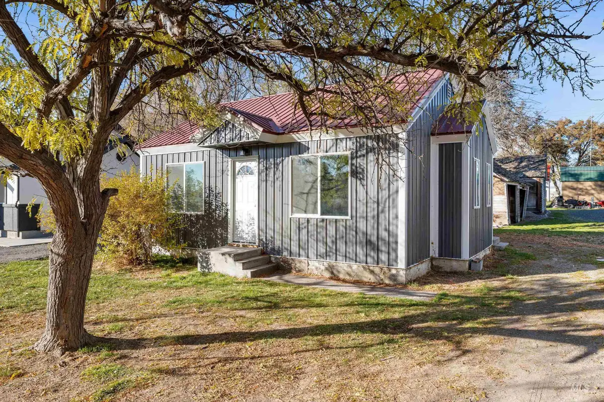 406 W Avenue E, Jerome, ID 83338 - Image #1