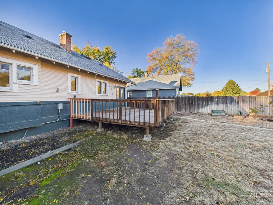 403 Lincoln Ave, Emmett, ID 83617 - Image #3