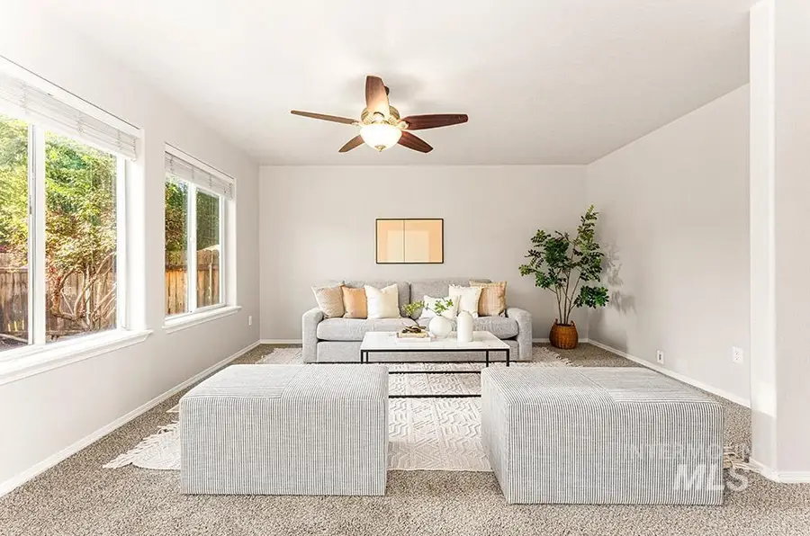 5966 N Silver Maple Ave, Meridian, ID 83646 - Image #2