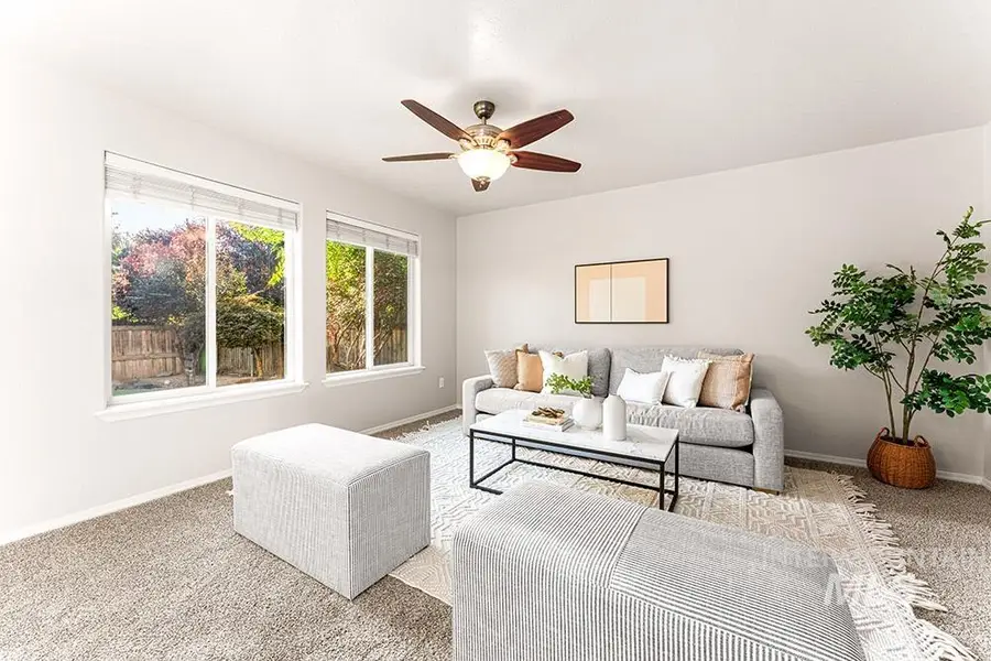 5966 N Silver Maple Ave, Meridian, ID 83646 - Image #3