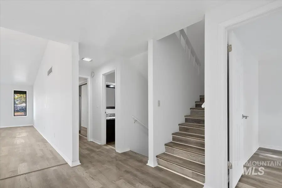 2469 N Westminster Lane, Boise, ID 83704 - Image #3