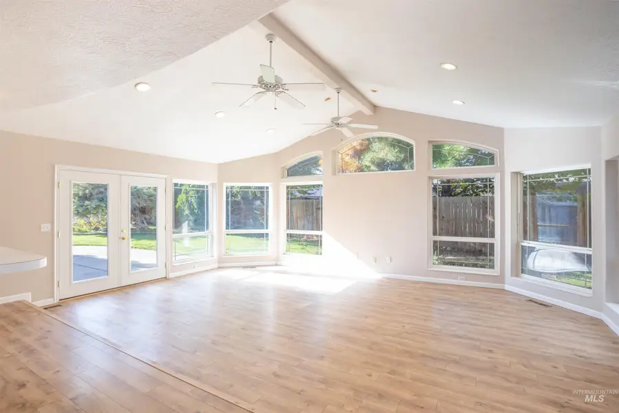4851 N Burlington Circle, Boise, ID 83704 - Image #3