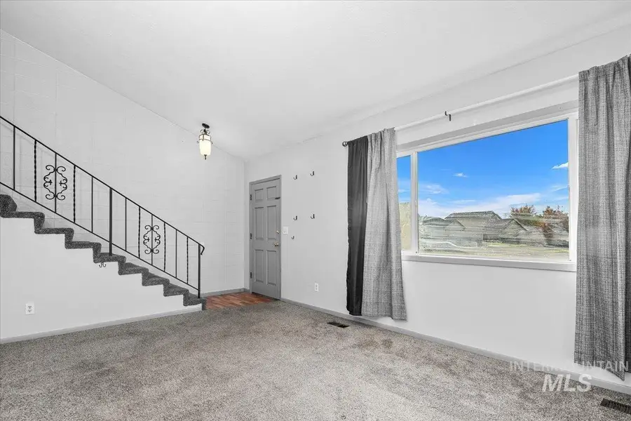 728 NW 8th St, Meridian, ID 83642 - Image #3