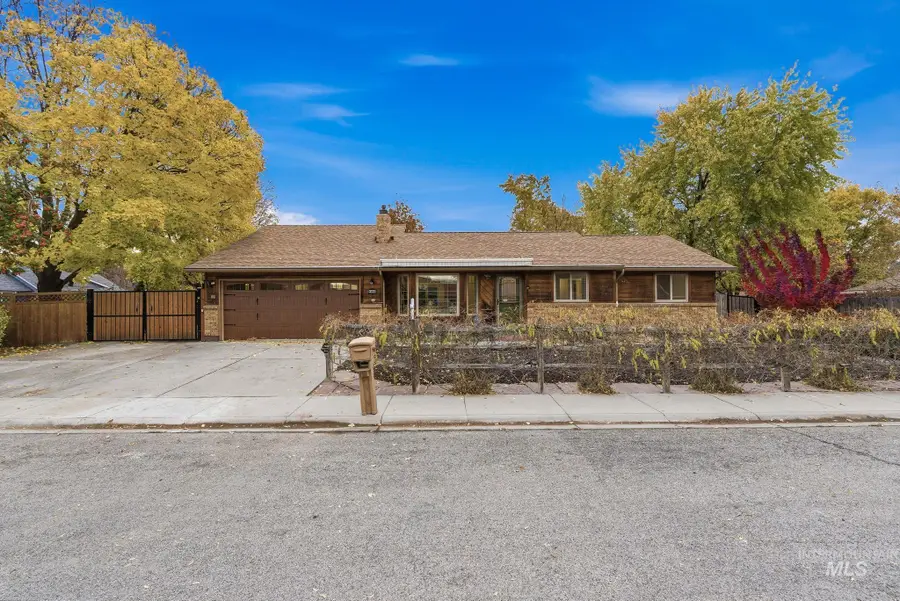 1093 N Dalton Ave, Boise, ID 83704 - Image #2