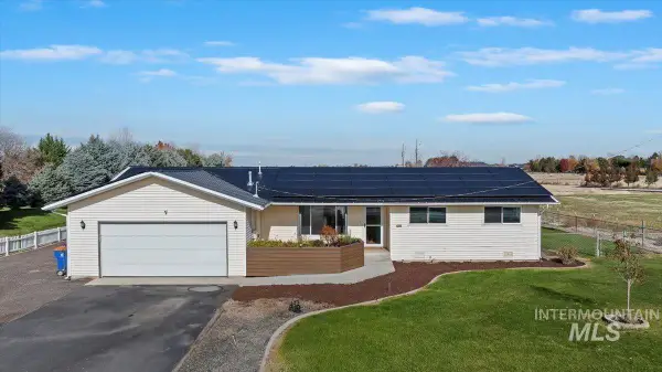 4460 W Columbia Rd, Meridian, ID 83642