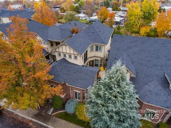 446 E Connemara Lane, Eagle, ID 83616