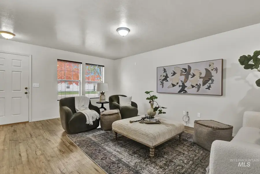 10090 W Lincroft St, Boise, ID 83704 - Image #3