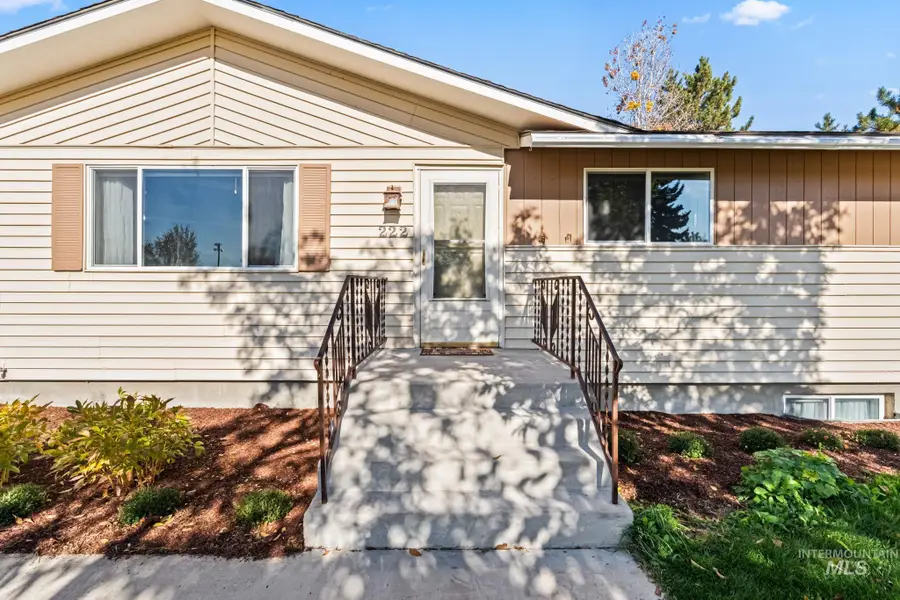 222 E 2nd St, Kuna, ID 83634 - Image #3