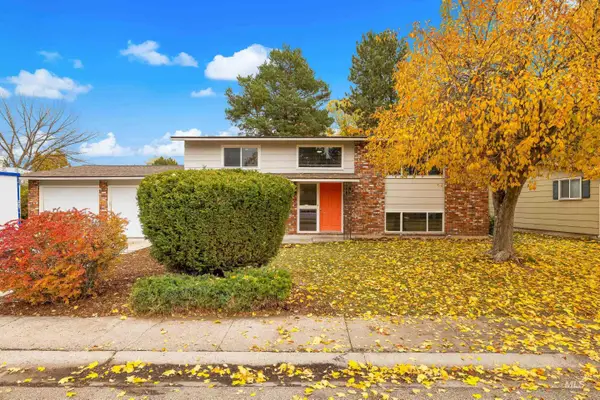 4190 N Stratford Dr, Boise, ID 83704