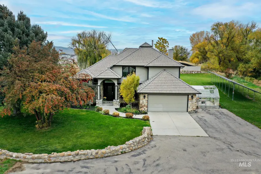 892 N Pollard Ln, Star, ID 83669 - Image #2