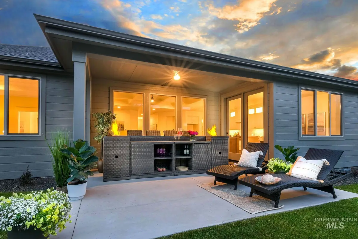 2513 E Galleon Ln, Meridian, ID 83642 - Image #1