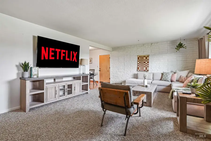 2519 N Middleton Rd, Nampa, ID 83651 - Image #2