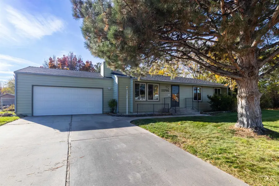 11701 W Peconic Dr, Boise, ID 83709 - Image #2