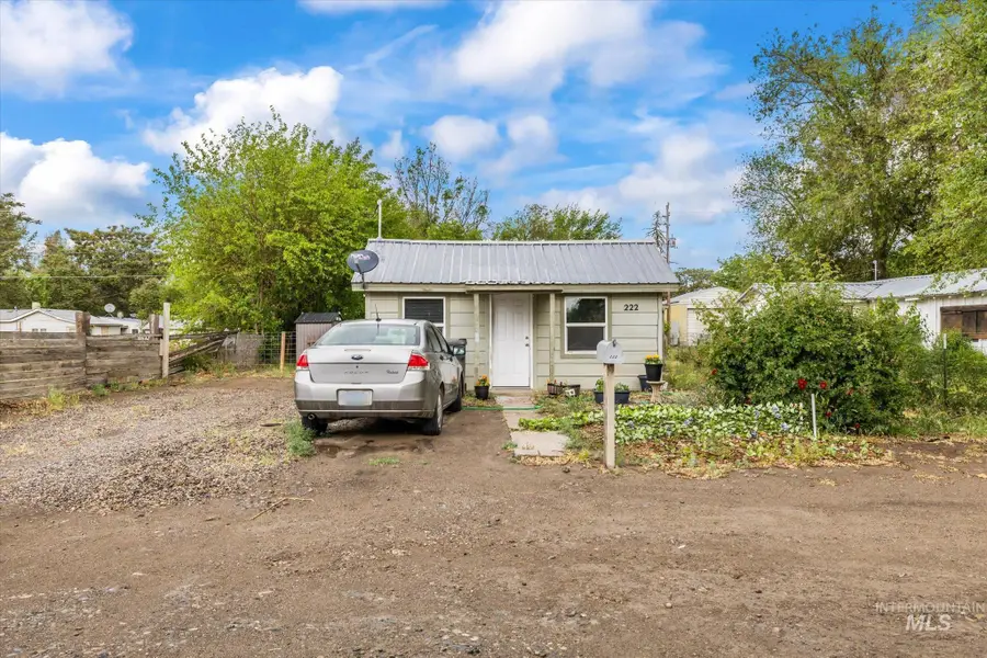 218 & 222 W Owyhee Ave, Homedale, ID 83628 - #2