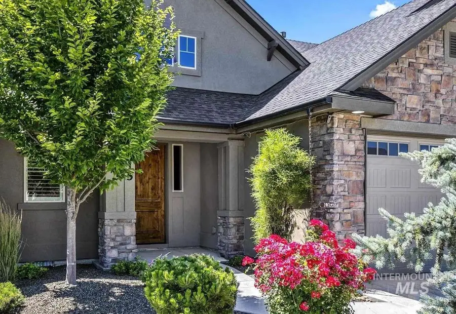 1315 N Luge Ave, Eagle, ID 83616 - Image #2