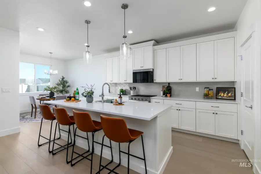 8991 W Moon River Dr, Star, ID 83669 - Image #2