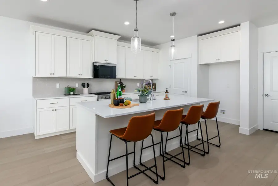 8991 W Moon River Dr, Star, ID 83669 - Image #3