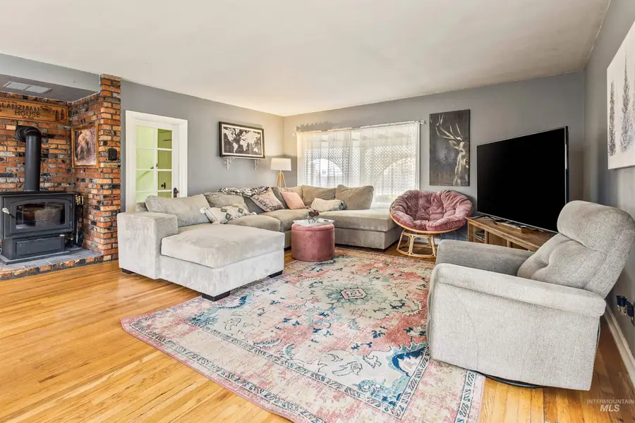 1917 Arthur Street, Caldwell, ID 83605 - Image #2