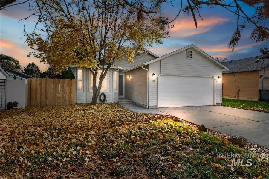 94 S Beechwood Drive, Nampa, ID 83651 - Image #2
