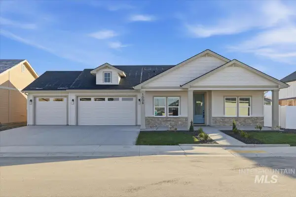 1008 Whitewater Way, Emmett, ID 83617