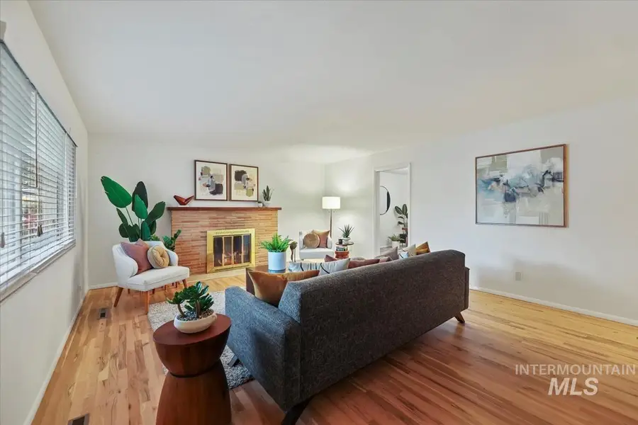 2509 N Joretta Dr, Boise, ID 83704 - Image #3