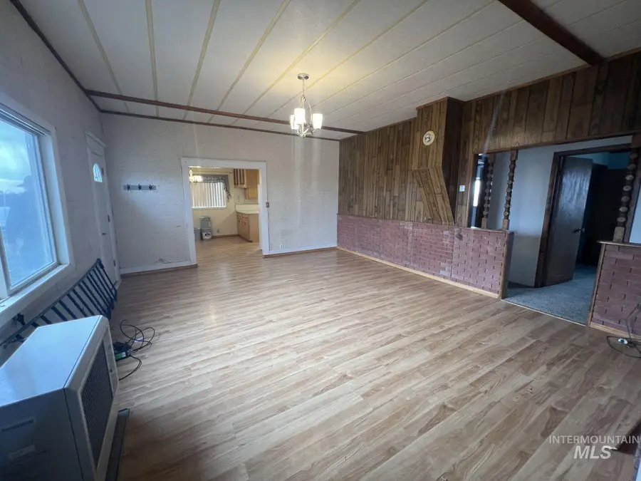 156 W 100 N, Jerome, ID 83338 - Image #2