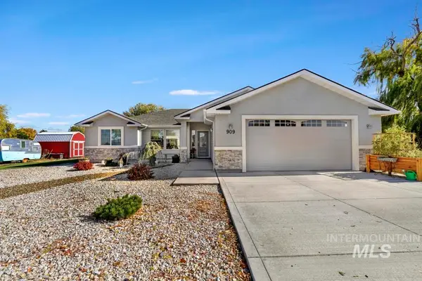 909 Milner Street, Buhl, ID 83316