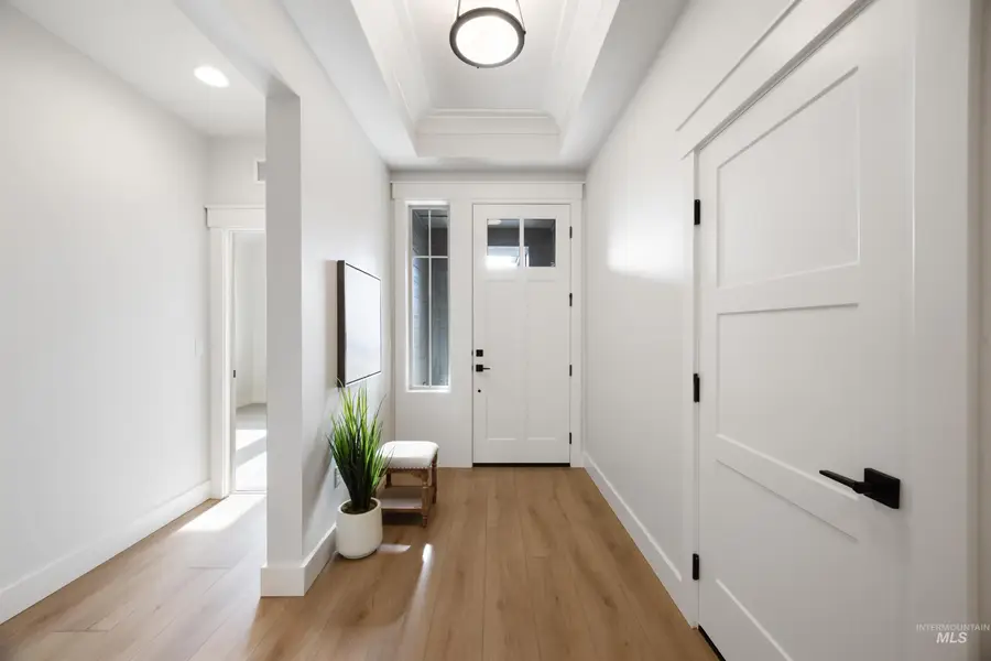 1122 E Rockhurst Ln, Eagle, ID 83616 - Image #3