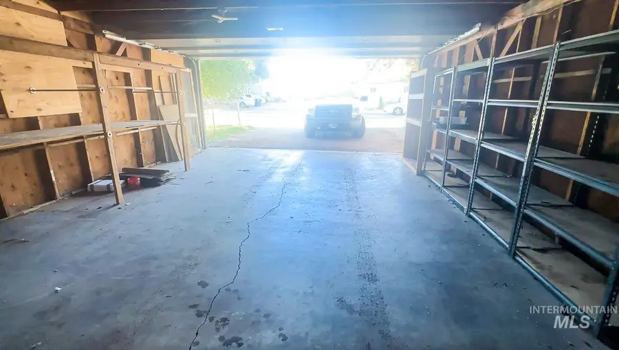 415 E 44th St #14, Garden City, ID 83714 - Image #3